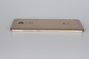 Xiaomi Redmi 5 Plus Design Verarbeitung 2
