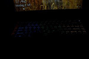 Xiaomi Mi Gaming Notebook Testbericht Tastatur Beleuchtung 5