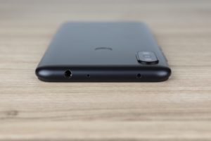 Xiaomi Redmi NOte 6 Pro Oberseite und Unterseite 1