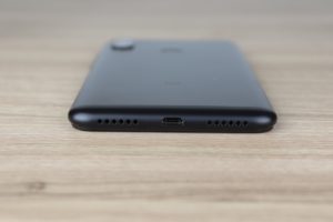 Xiaomi Redmi NOte 6 Pro Oberseite und Unterseite 2
