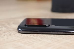 Xiaomi Mi 9 Kamera herausstehend