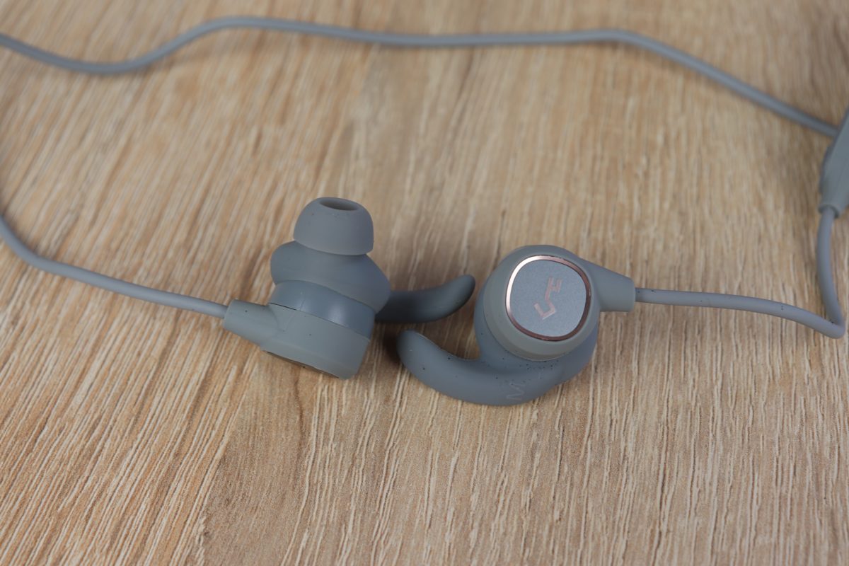 Aukey EP B60 Bluetooth Kopfhörer Design Verarbeitung 5