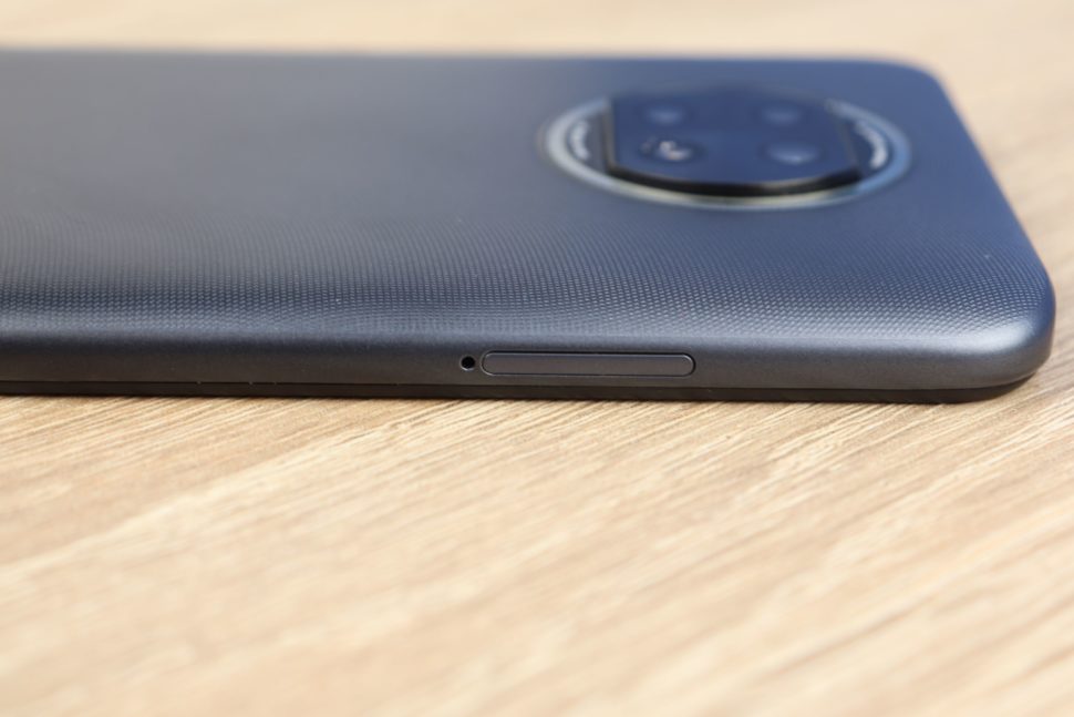 Xiaomi Redmi Note 9T Design Verarbeitung 2