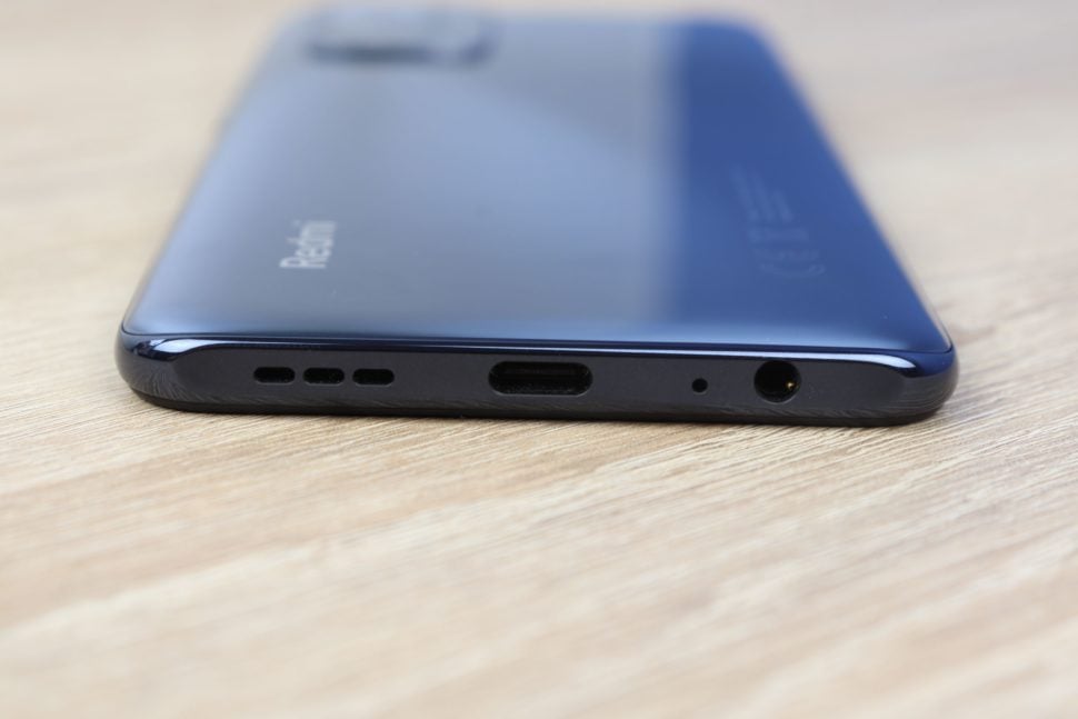 Xiaomi Redmi Note 10S Test Design Anschlüsse 1