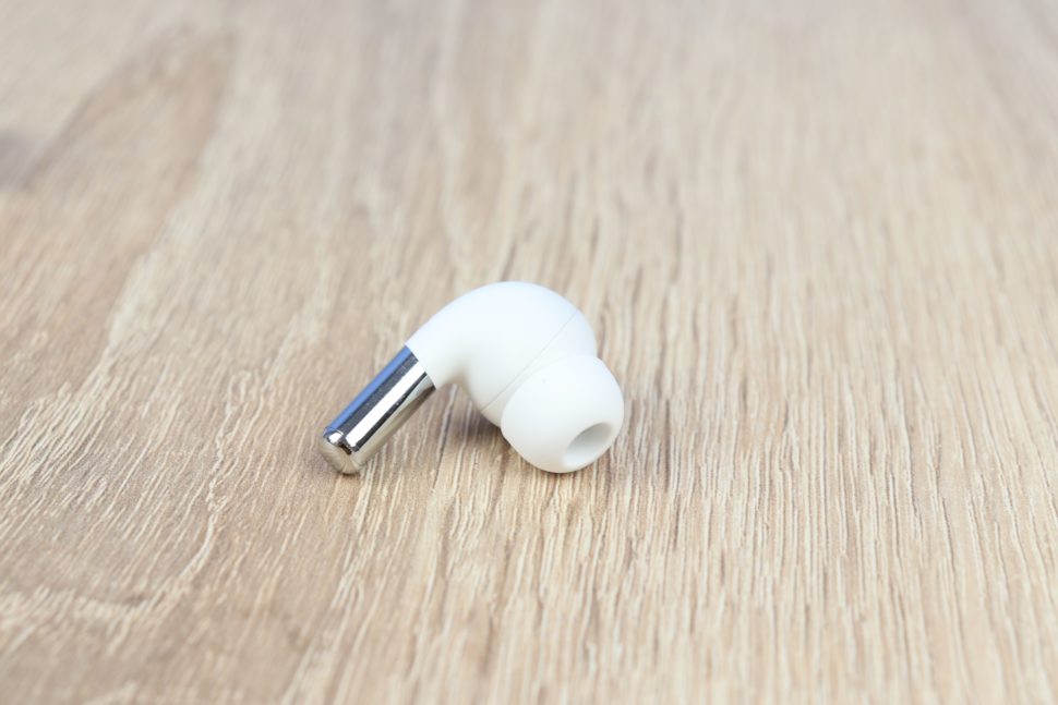 OnePlus Buds Pro Earbuds 4