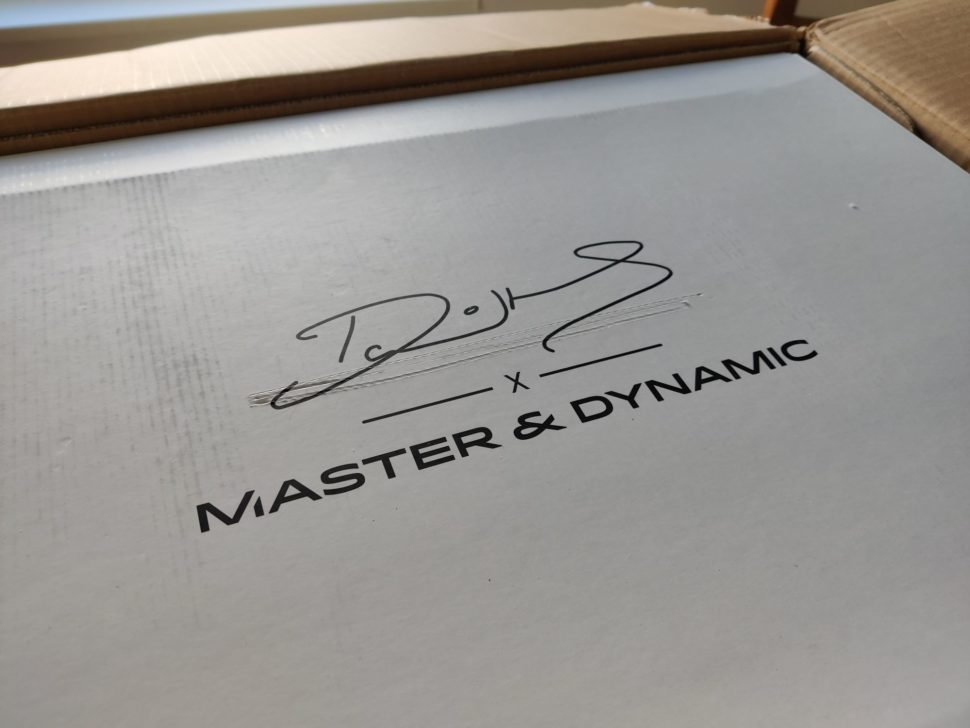 Master Dynamic MA770 Unboxing 2