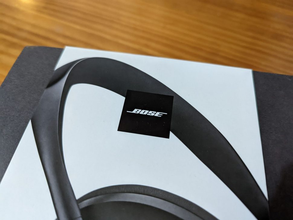 Bose NC700 Unboxing 2