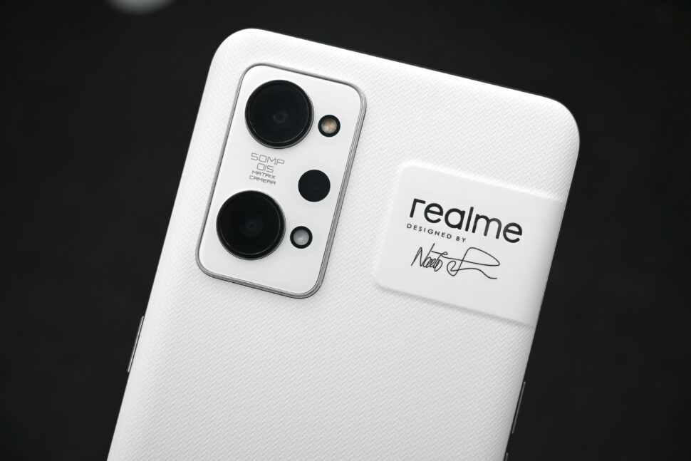 Realme gt2 camera module 1