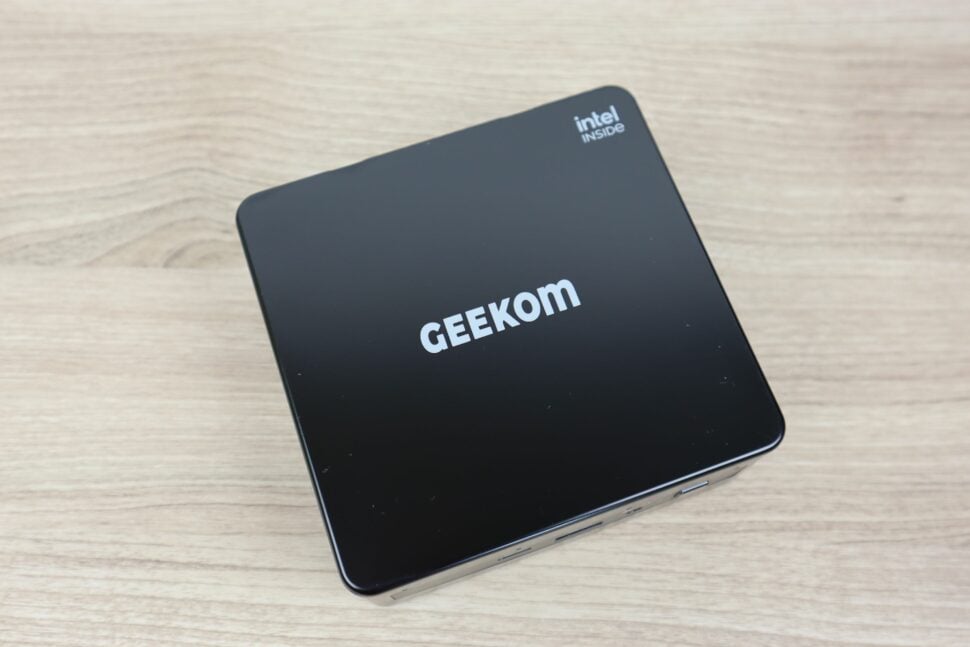 GEEKOM Mini IT8 Design 2