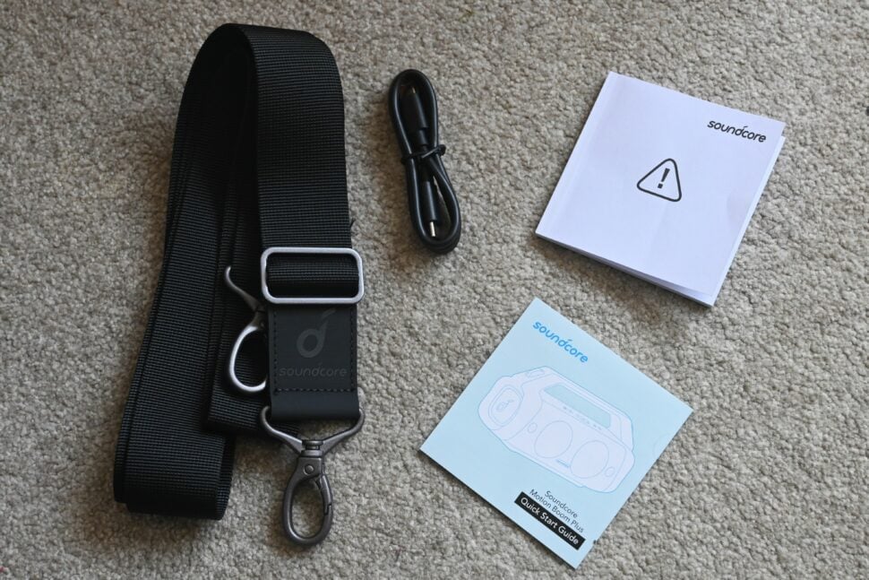 Anker Soundcore Motion Boom Plus Test Lieferumfang 1