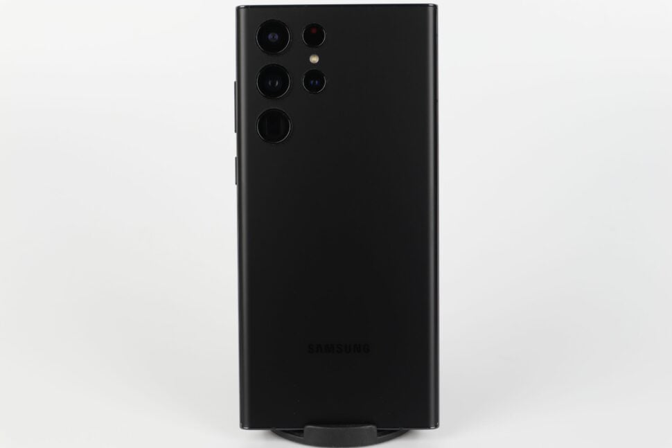 Samsung Galaxy S22 Ultra Design 2