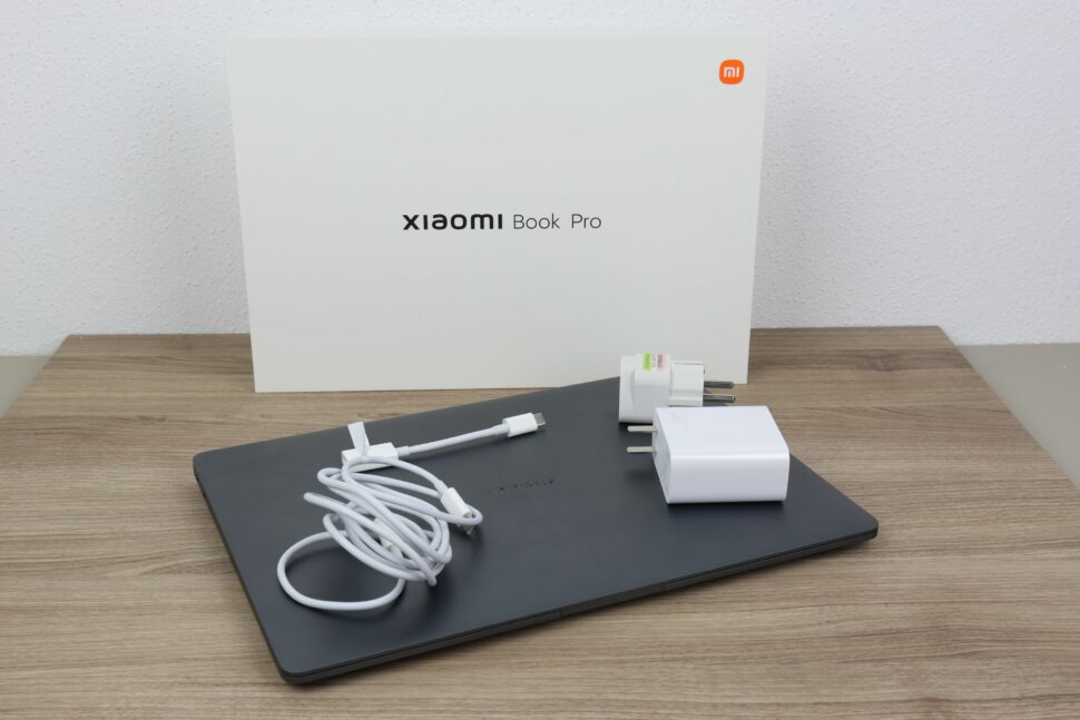 Xiaomi Book Pro 14 2022 Lieferumfang