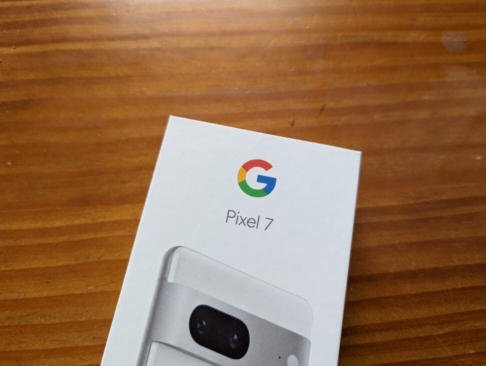 Google Pixel 7 Unboxing 2