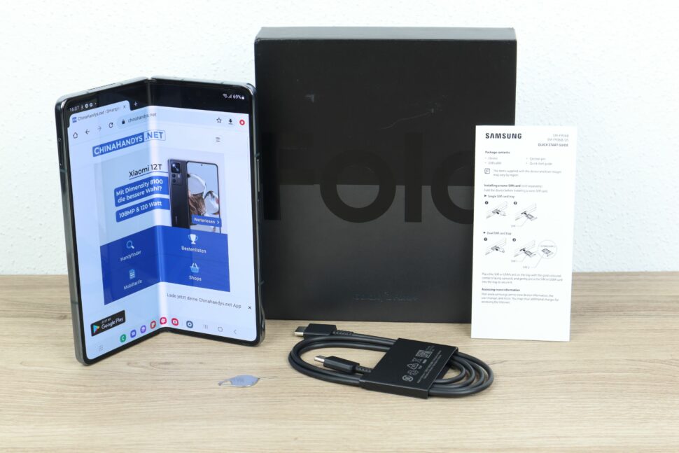 Samsung Galaxy Z Fold 4 Lieferumfang
