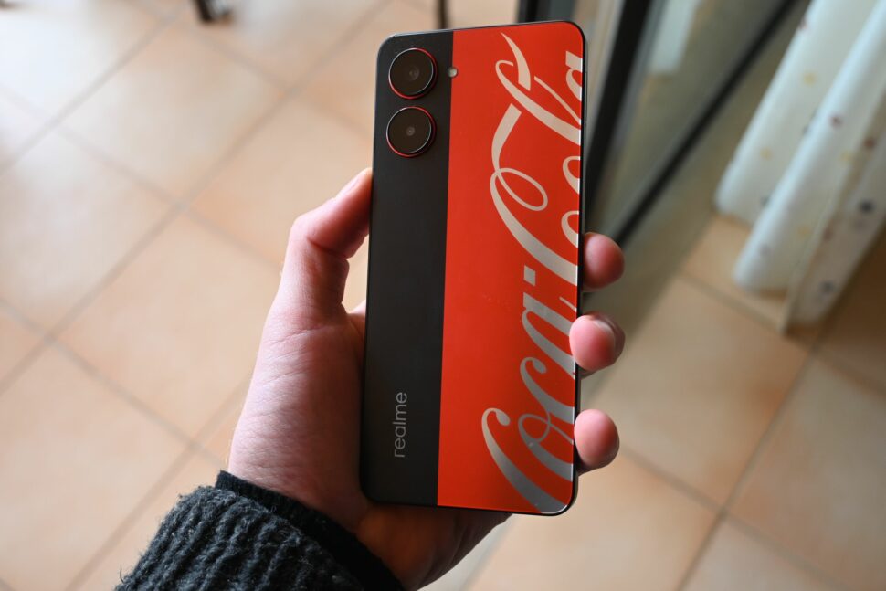 Realme 10 Pro Cocacola Design 2