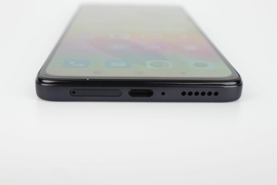 Xiaomi Redmi Note 12 Pro 4G Verarbeitung Anschluesse 1