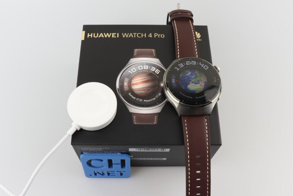 Huawei Watch 4 Pro Test Produktfotos Lieferumfang