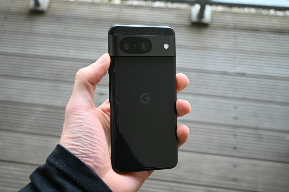 Google Pixel 8 Backside design 2