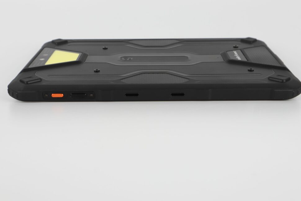 Ulefone Armor Pad 2 Anschluesse Design Verarbeitung 8
