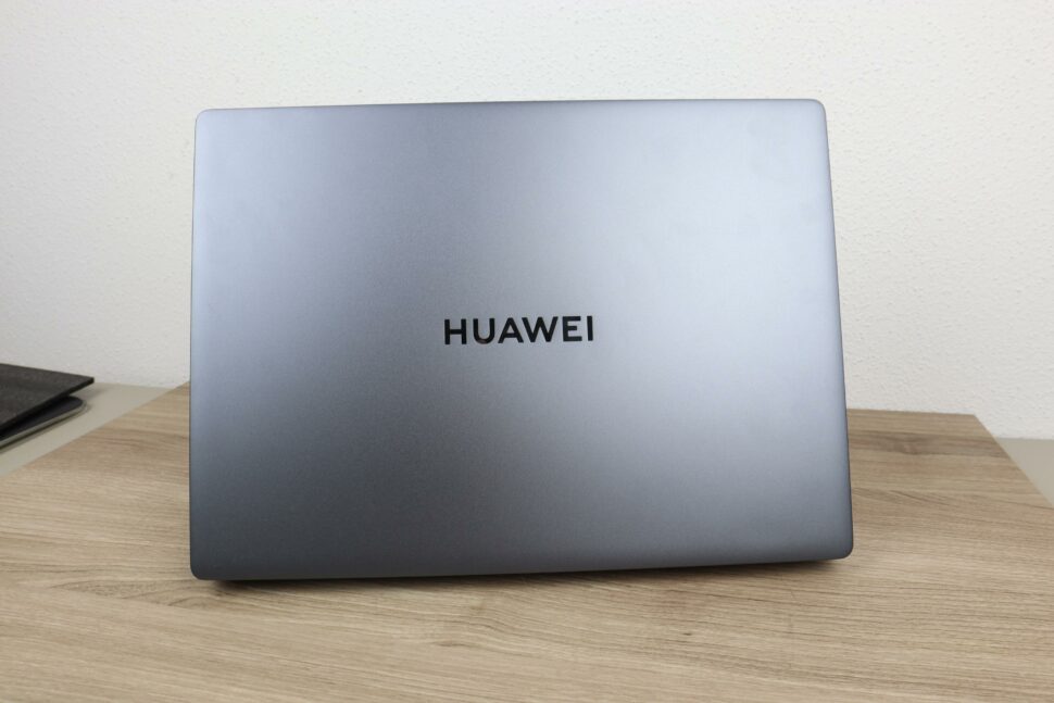 Huawei MateBook D14 Logo Rueckseite 2