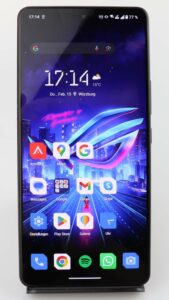 Asus ROG Phone 8 Pro Test Display 3