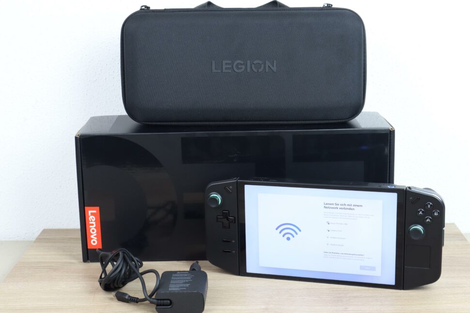 Lenovo Legion Go Handheld Test Gaming 1