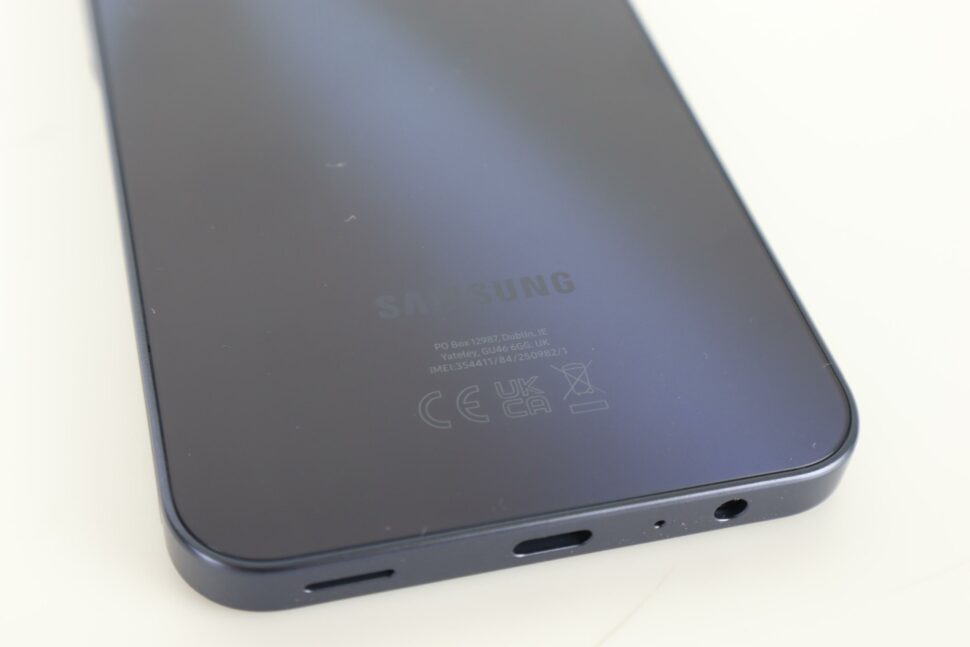 Samsung Galaxy A15 5G Design Verarbeitung 9