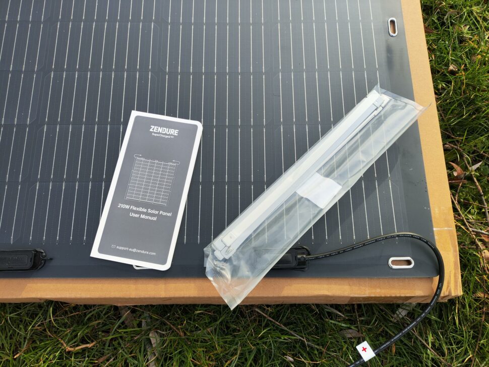 Zendure 210W flexible Solarpanel Leiferumfang 3