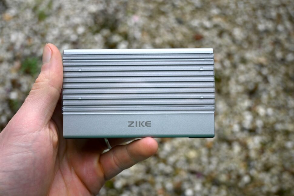 ZikeDrive 40Gbps USB4 NVMe SSD Test 3